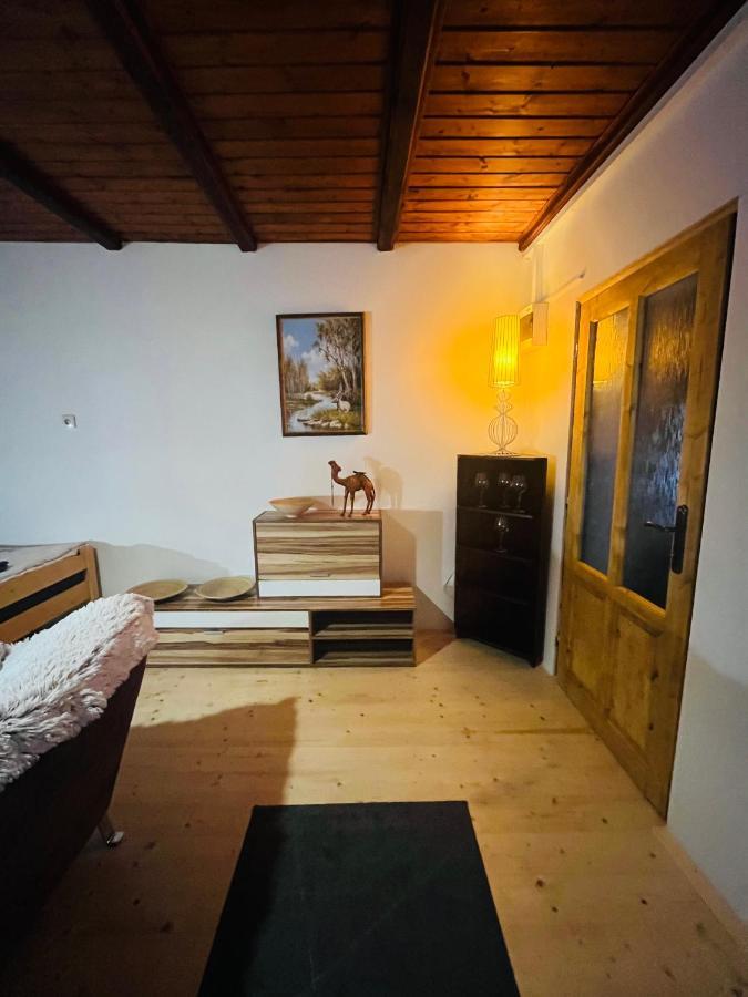Apartma Luxura Дечин Екстер'єр фото