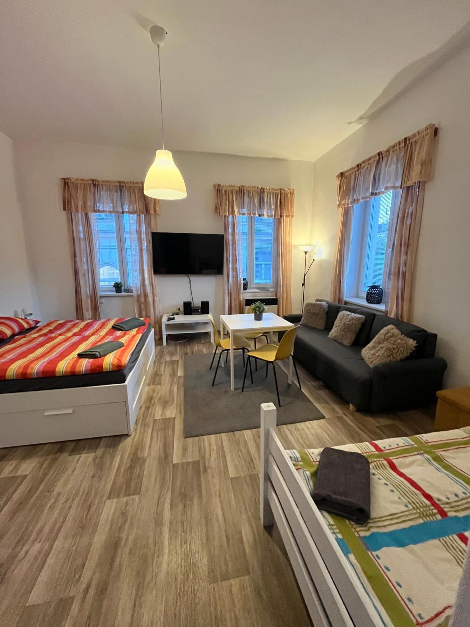 Apartma Luxura Дечин Екстер'єр фото