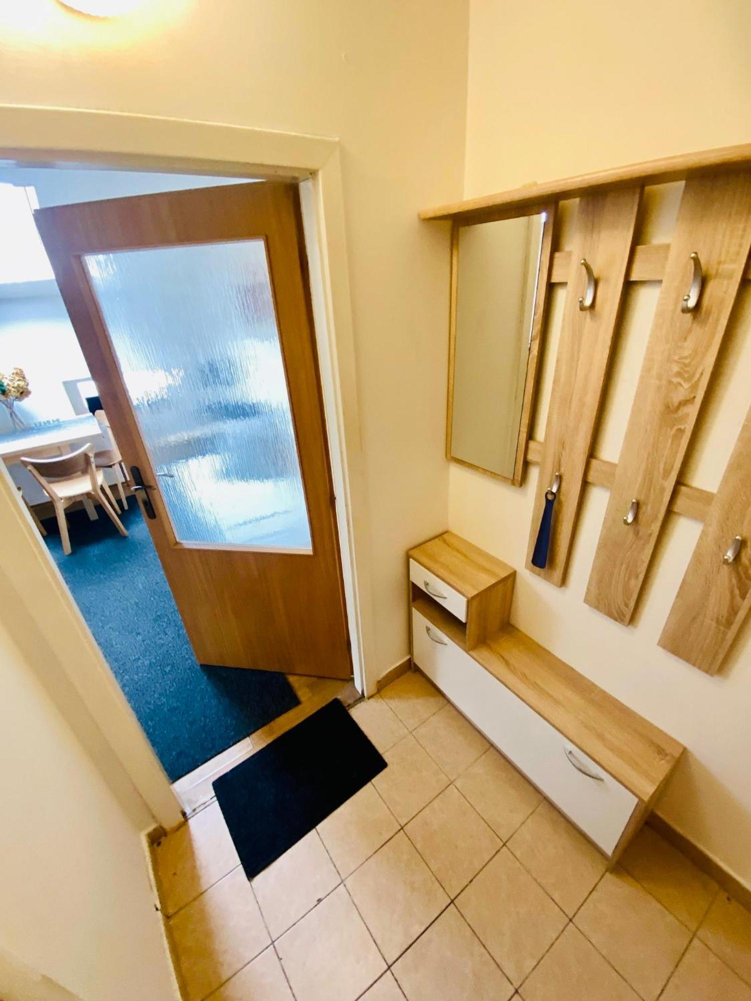 Apartma Luxura Дечин Екстер'єр фото