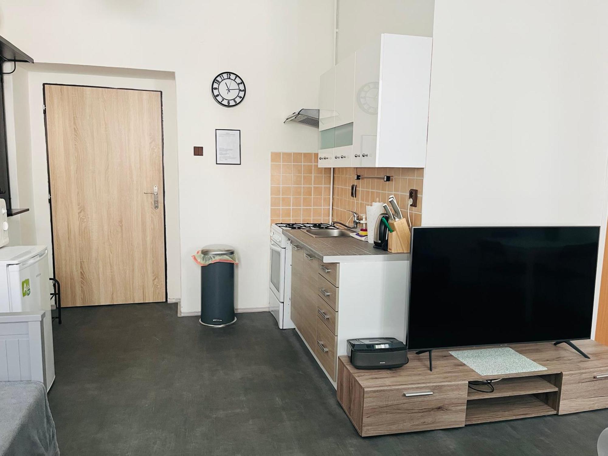 Apartma Luxura Дечин Екстер'єр фото